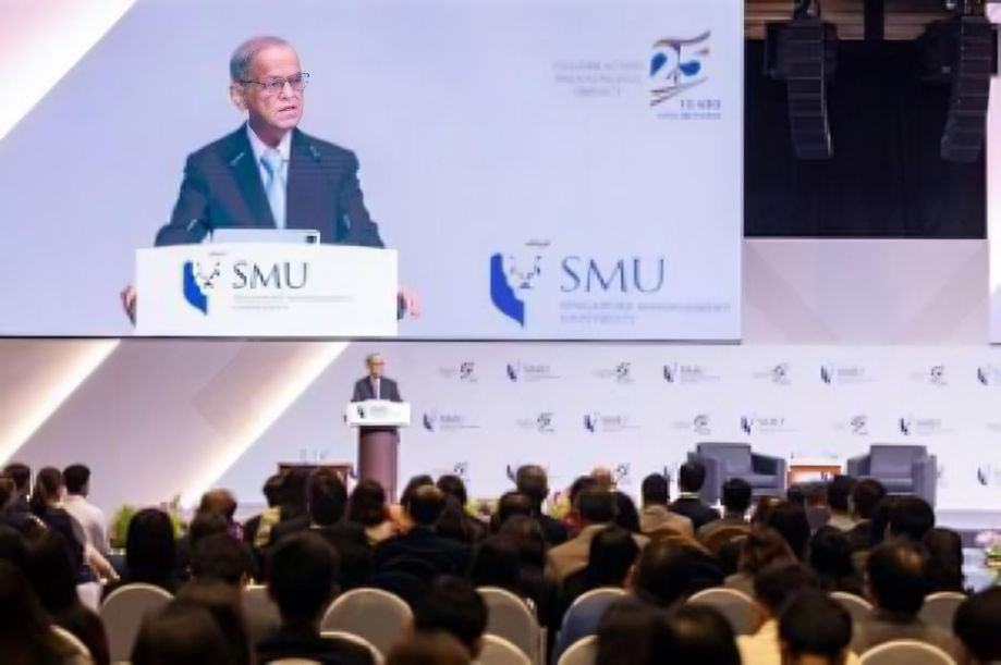 As SMU opens the 2026 Visionary Series, Narayana Murthy  imparts leadership principles. India-Singapore Hackathon 