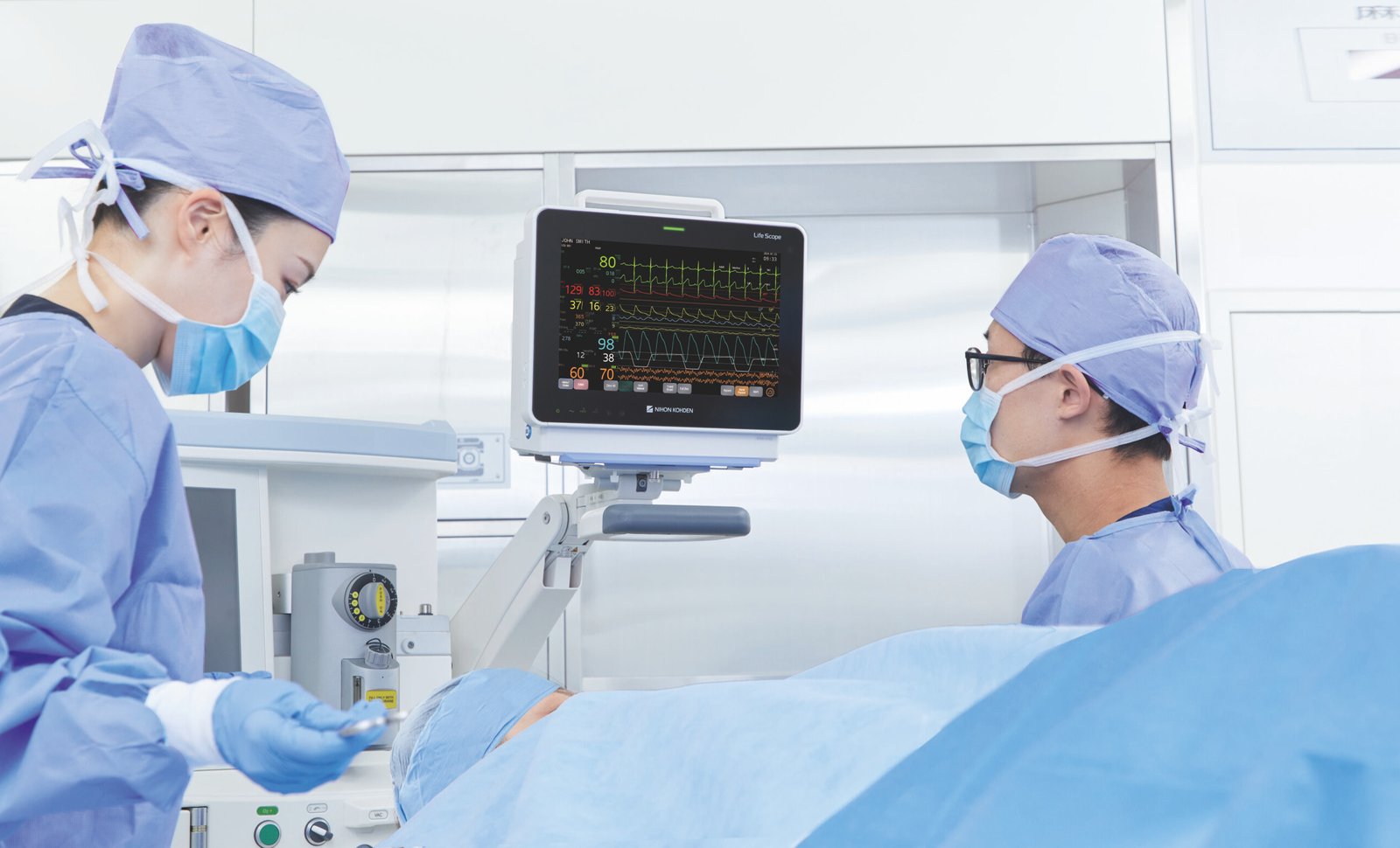 Nihon Kohden Life Scope E7 monitor